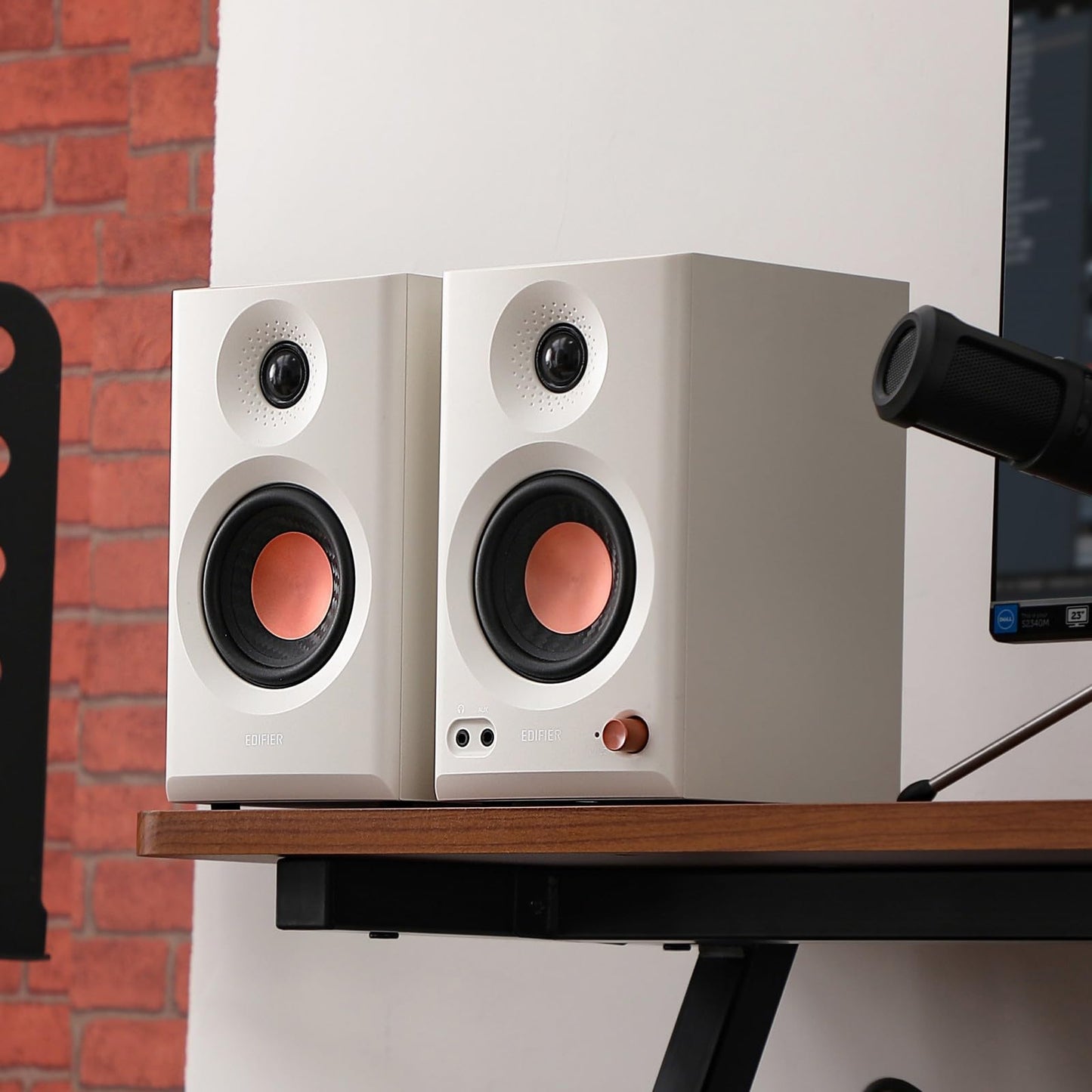 Edifier you MR4 Powered Studio Monitor Speakers, 4" Active Near-Field Monitor Speaker - White (Pair)